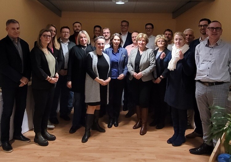 Gruppenfoto der Mitglieder des Verbandes der Bildungsunternehmen MV e.V.