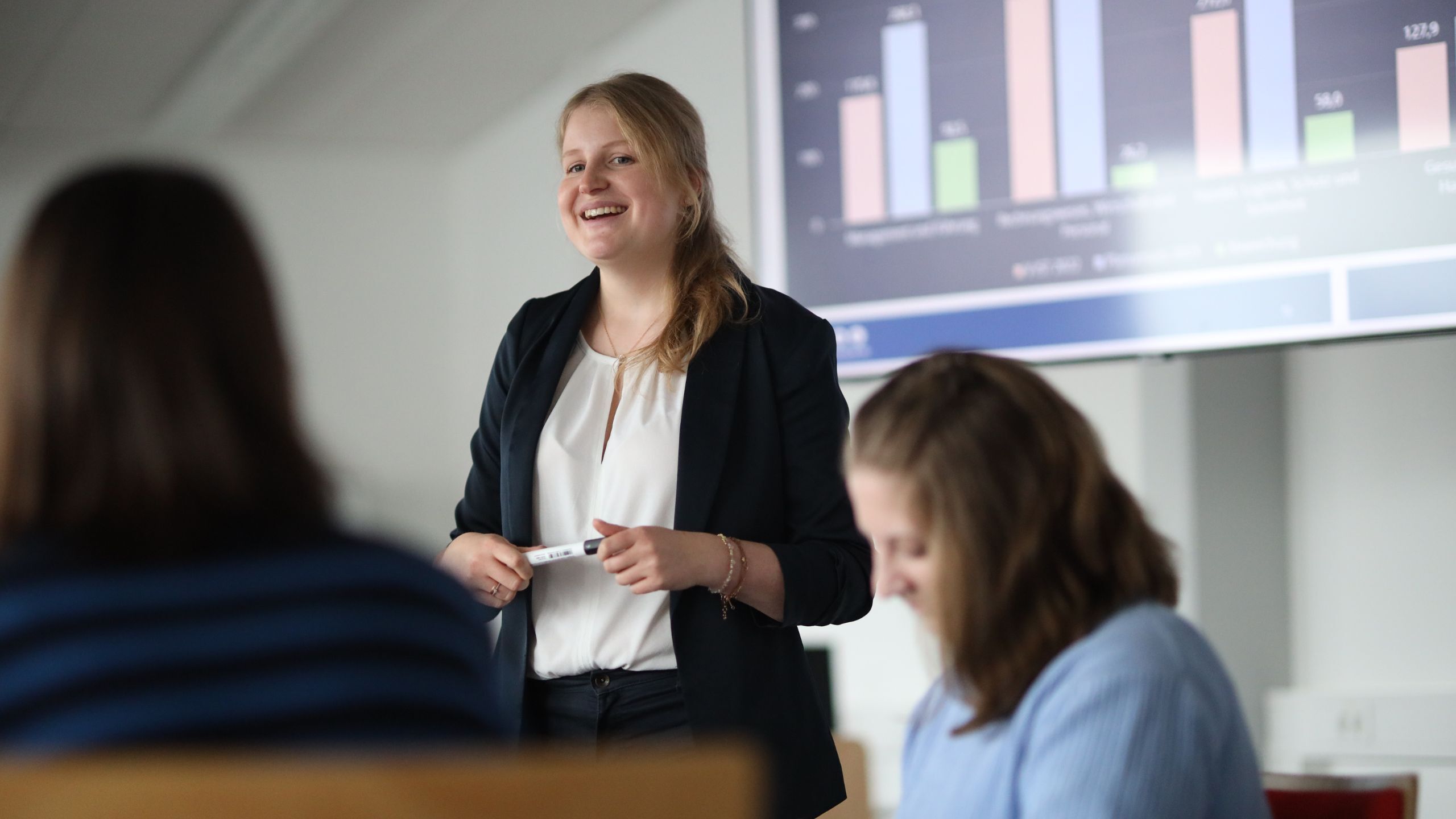 Dozent/-in (m/w/d) auf Honorarbasis Projekt- und Prozessmanagement